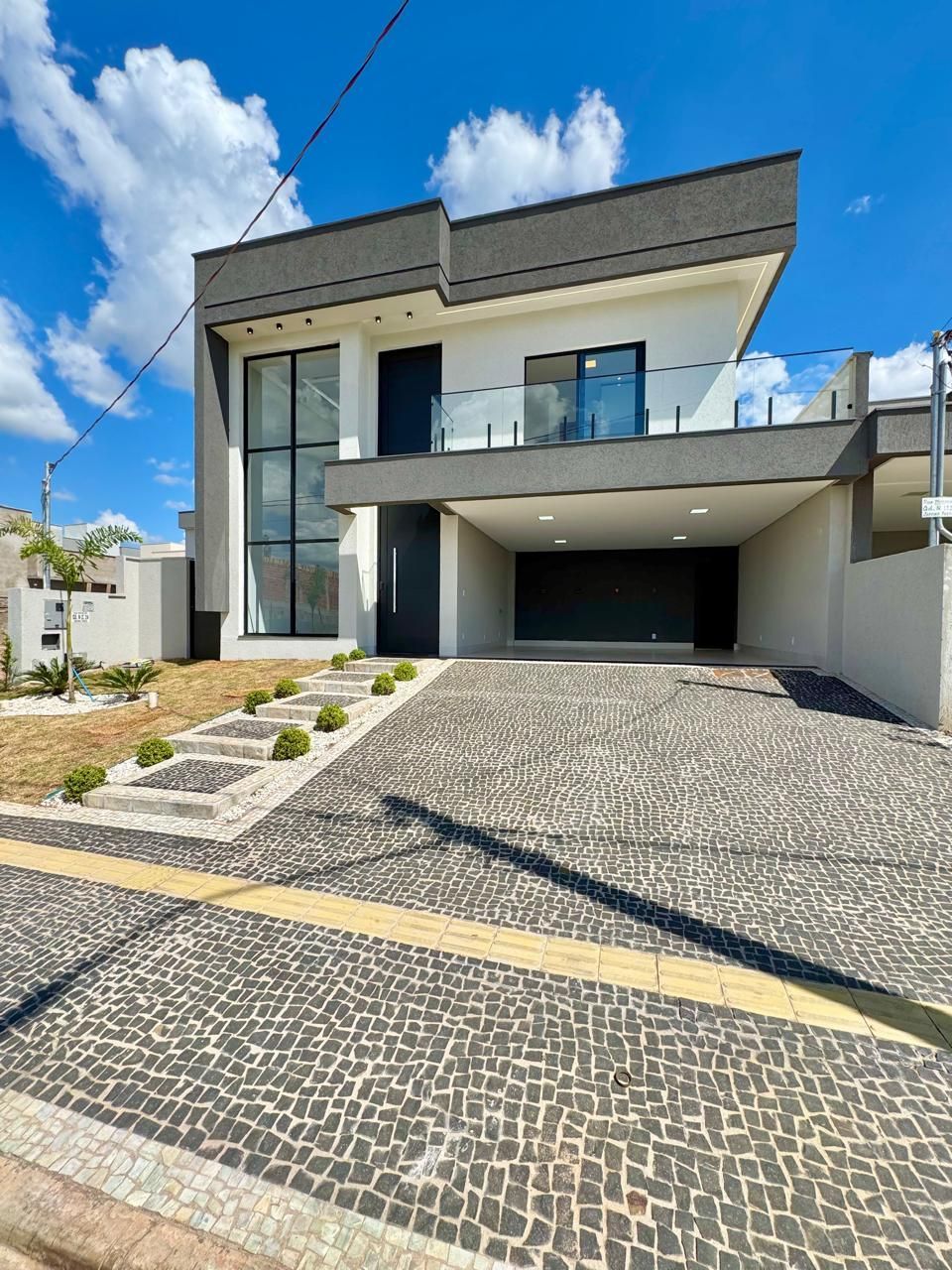 Casa de Condomínio à venda com 4 quartos, 240m² - Foto 3