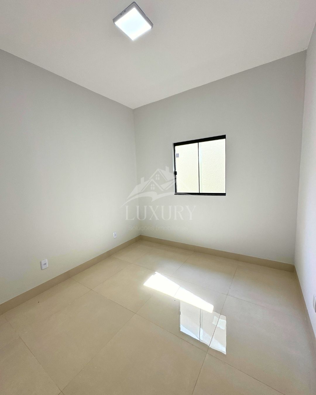 Casa à venda com 3 quartos, 110m² - Foto 12