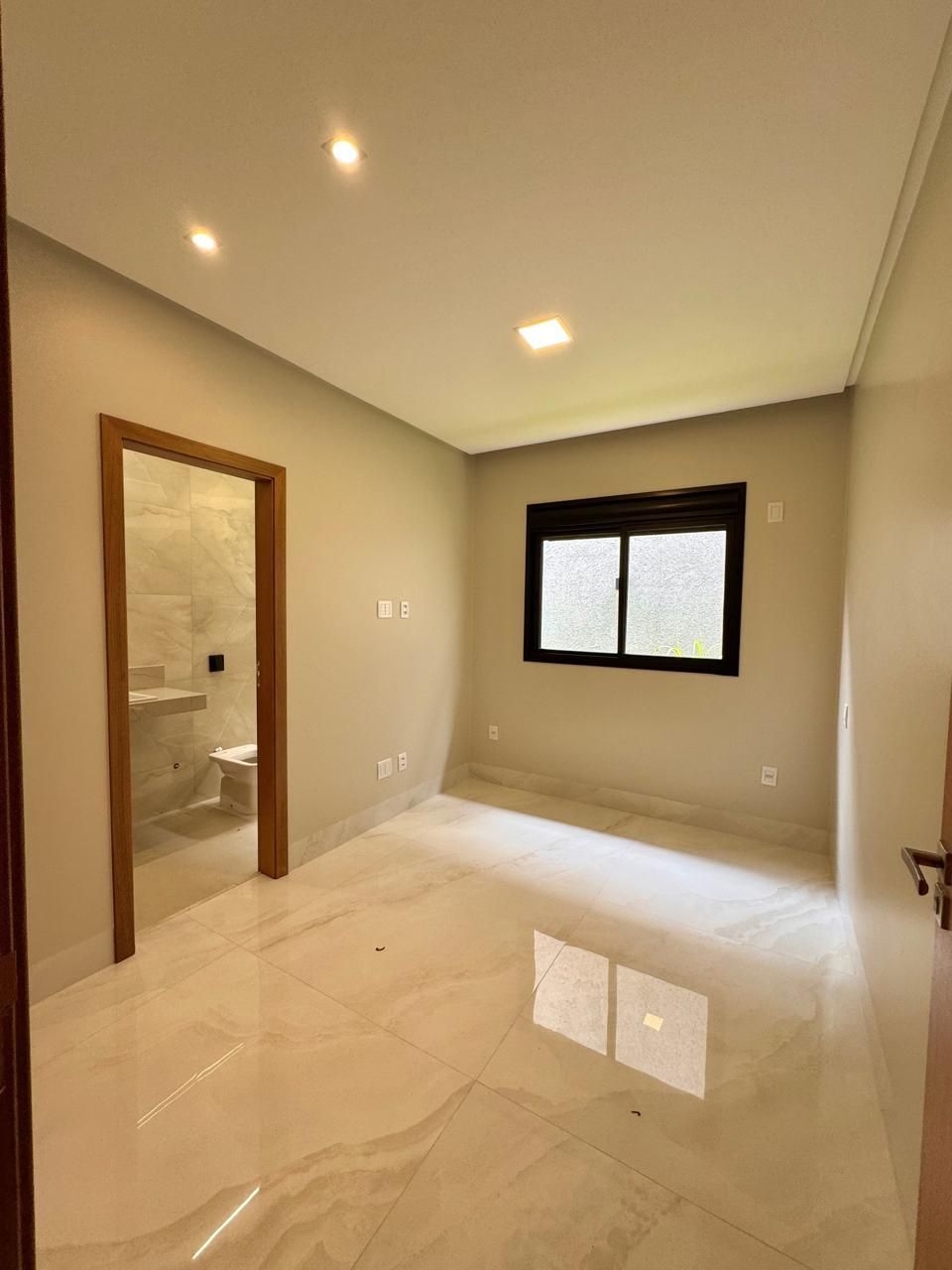 Casa de Condomínio à venda com 3 quartos, 197m² - Foto 17