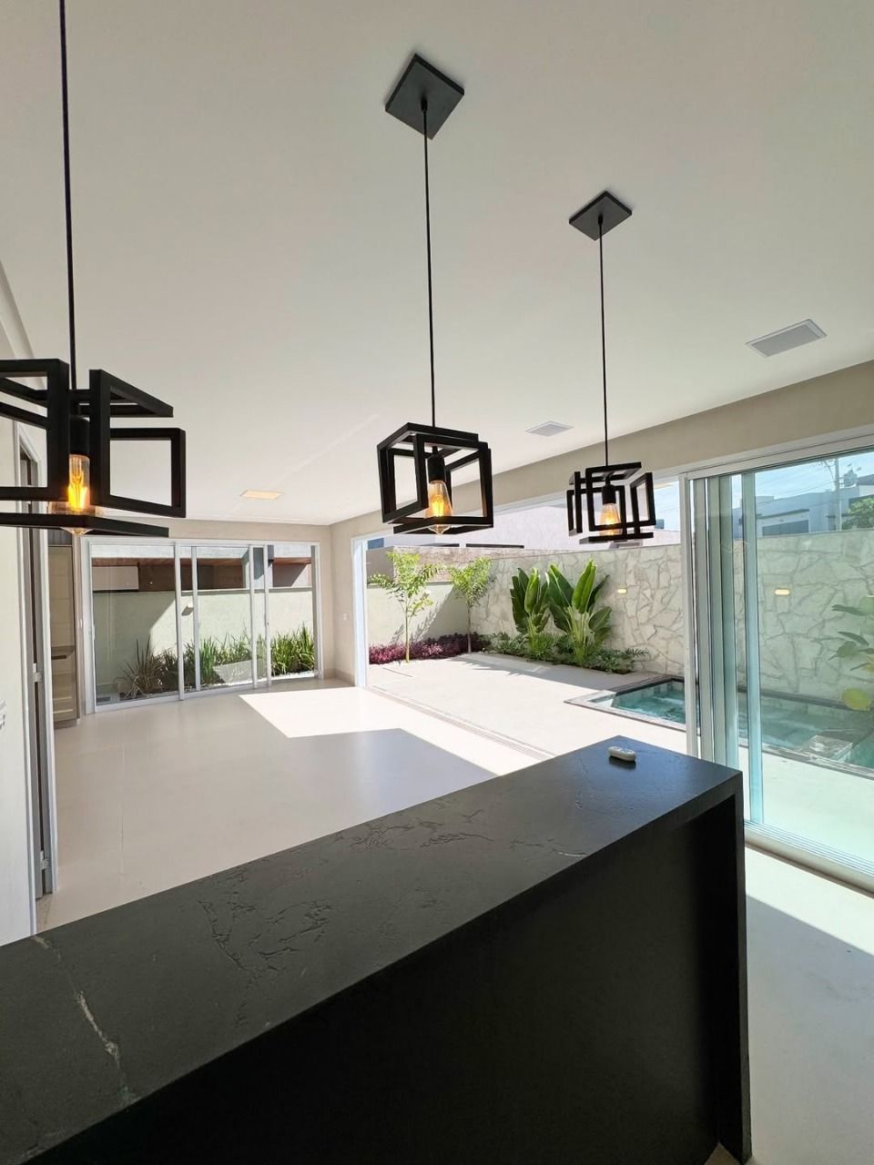 Casa de Condomínio à venda com 4 quartos, 270m² - Foto 9