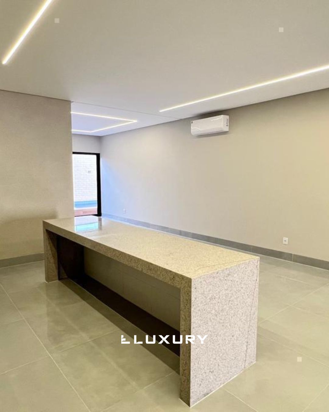 Casa à venda com 3 quartos, 228m² - Foto 10