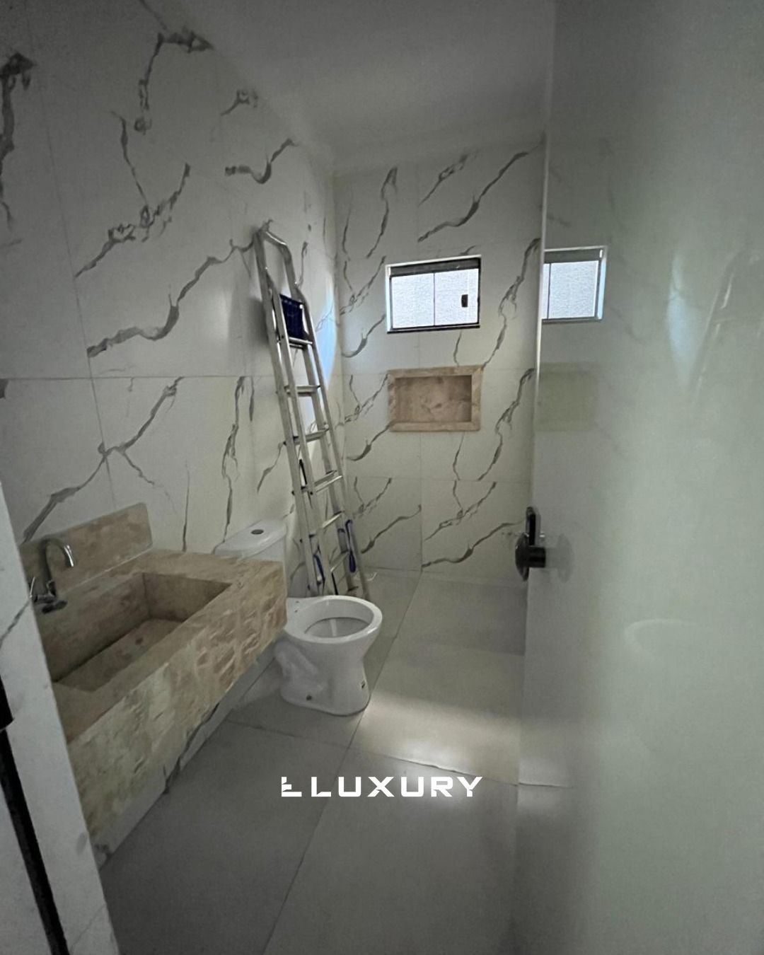 Casa à venda com 3 quartos, 80m² - Foto 13
