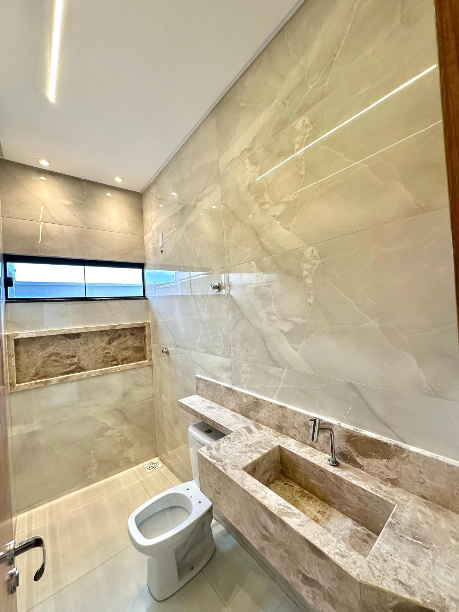Casa à venda com 3 quartos, 124m² - Foto 16