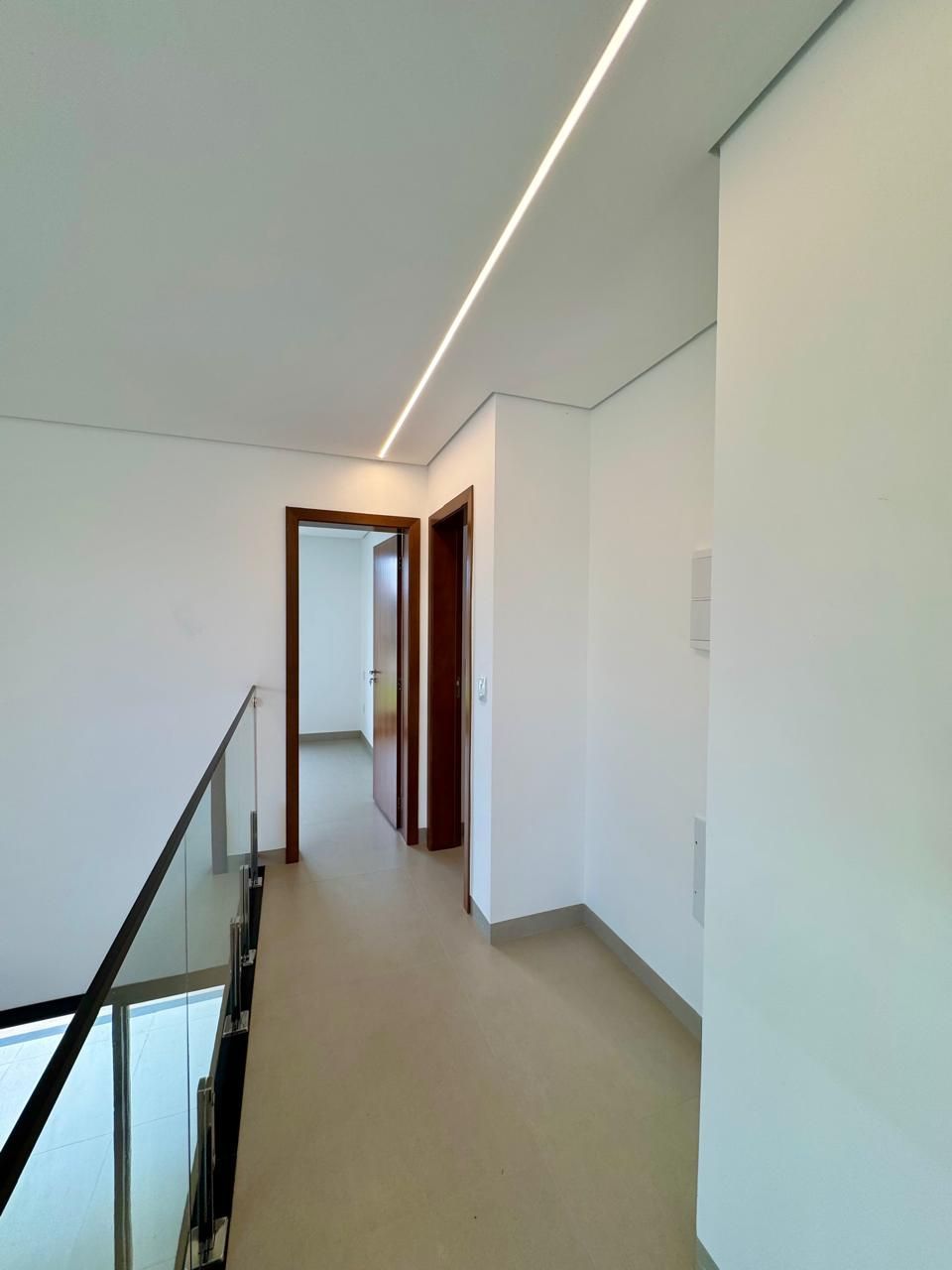Casa de Condomínio à venda com 4 quartos, 251m² - Foto 6