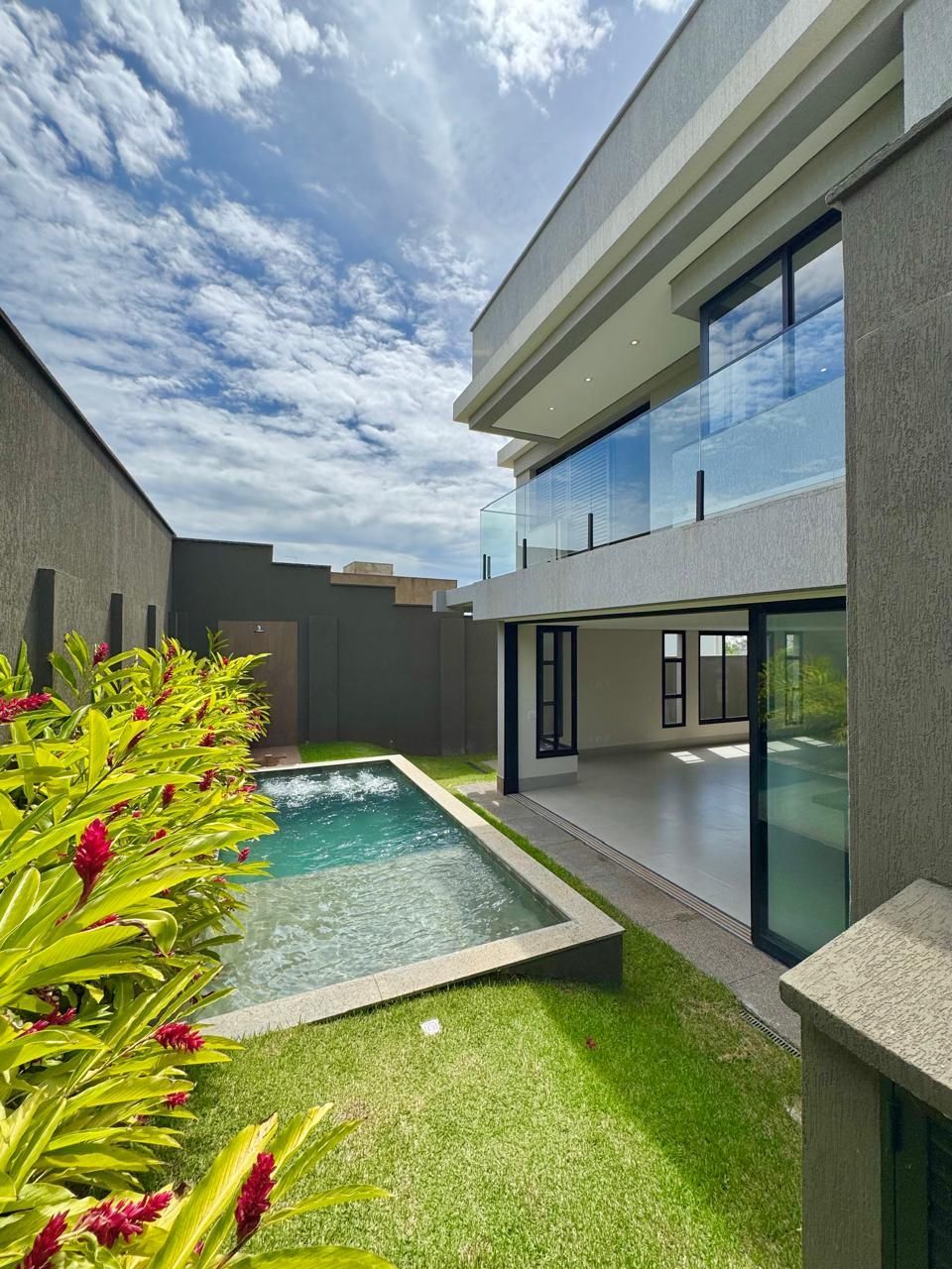 Casa de Condomínio à venda com 3 quartos, 224m² - Foto 24