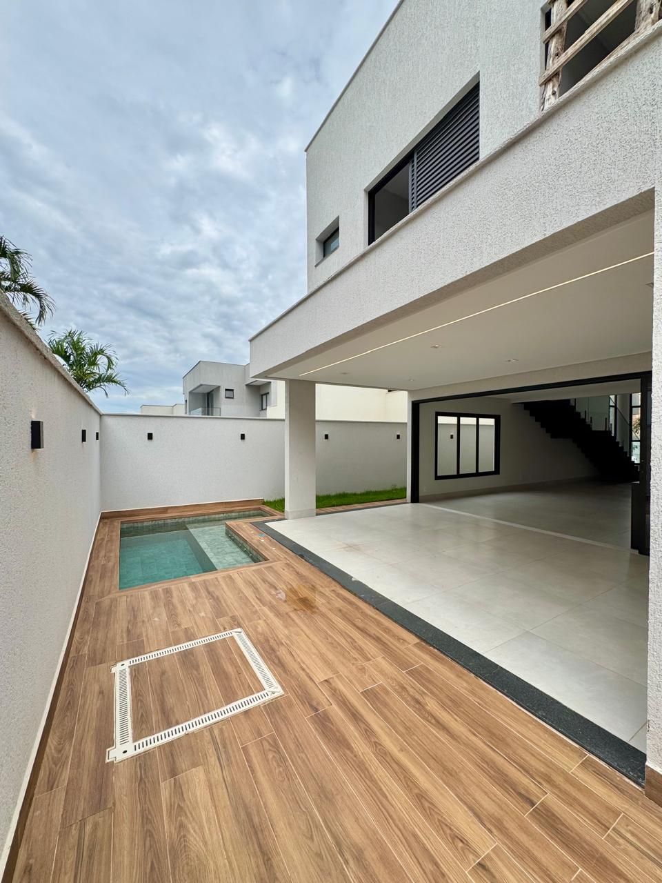 Casa de Condomínio à venda com 3 quartos, 240m² - Foto 22