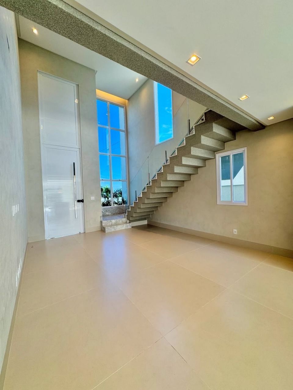 Casa de Condomínio à venda com 4 quartos, 270m² - Foto 4