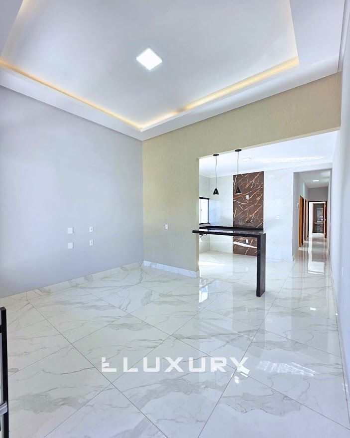 Casa à venda com 3 quartos, 105m² - Foto 3