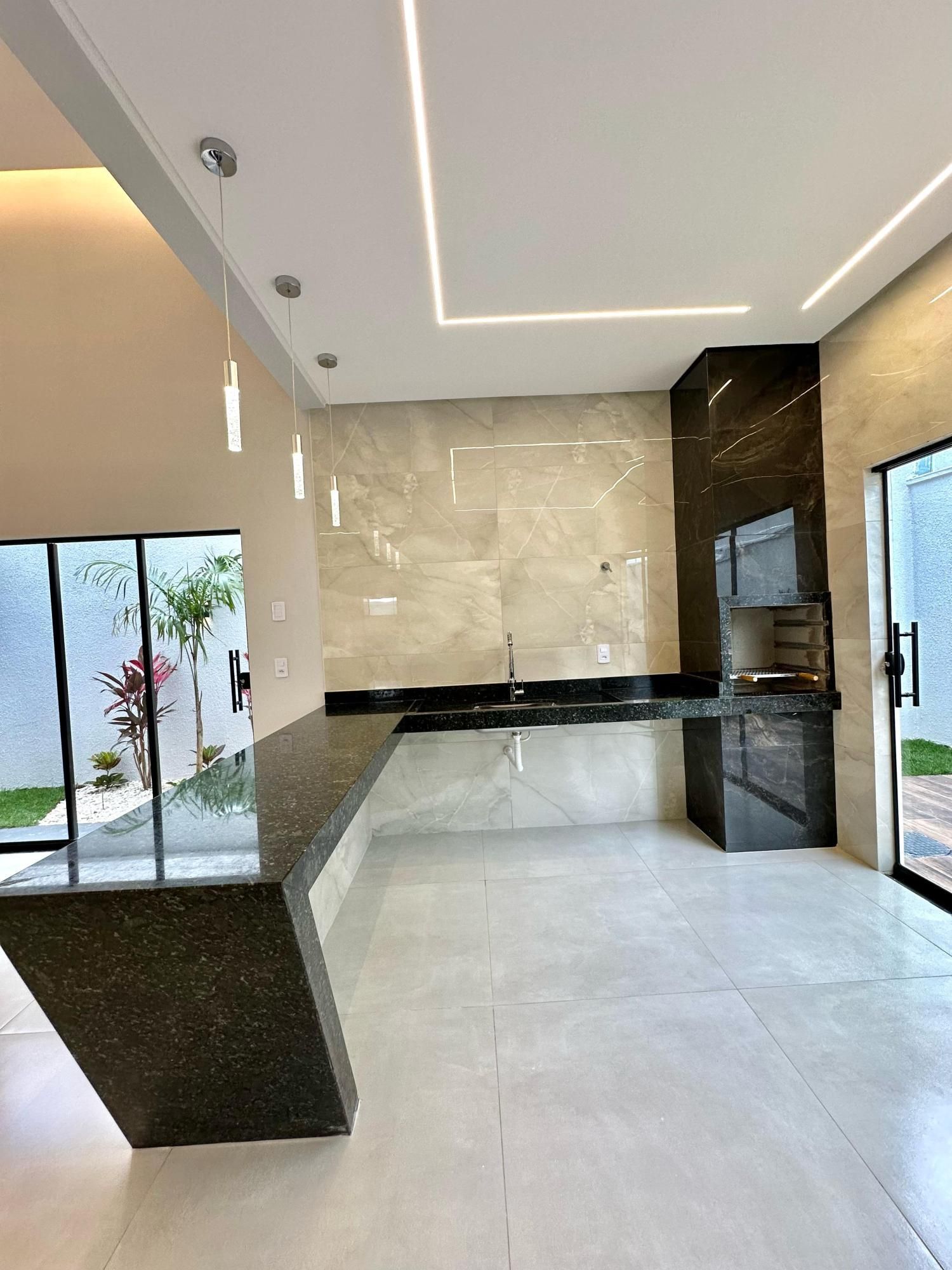 Casa à venda com 3 quartos, 124m² - Foto 9