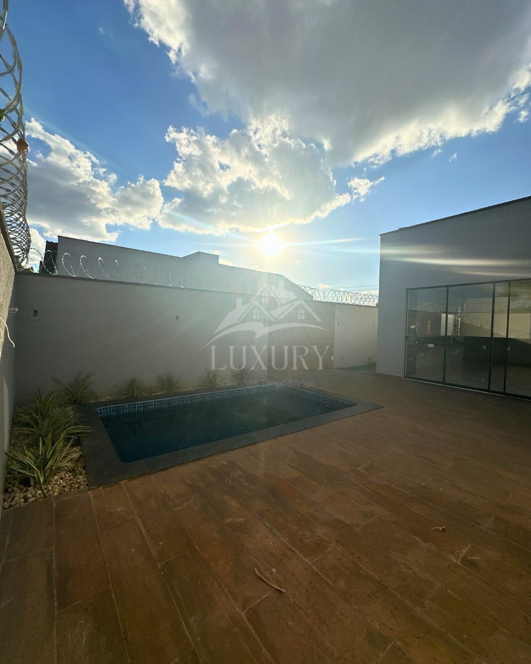 Casa à venda com 3 quartos, 218m² - Foto 20