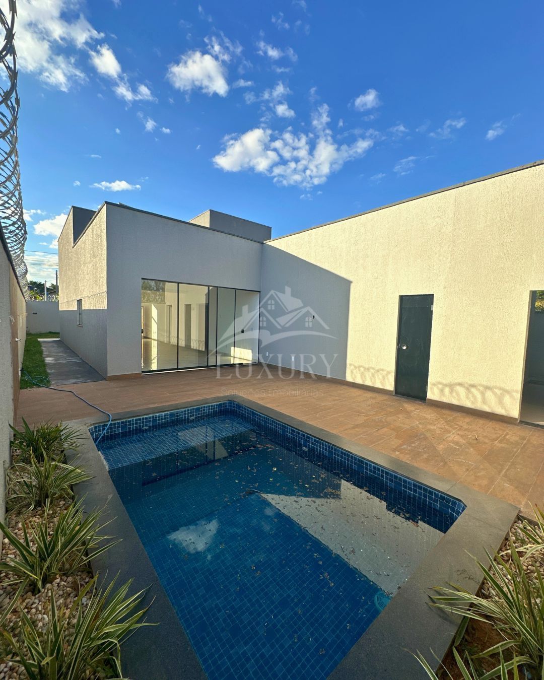 Casa à venda com 3 quartos, 218m² - Foto 18