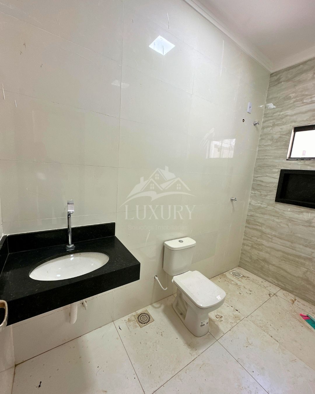 Casa à venda com 3 quartos, 110m² - Foto 13