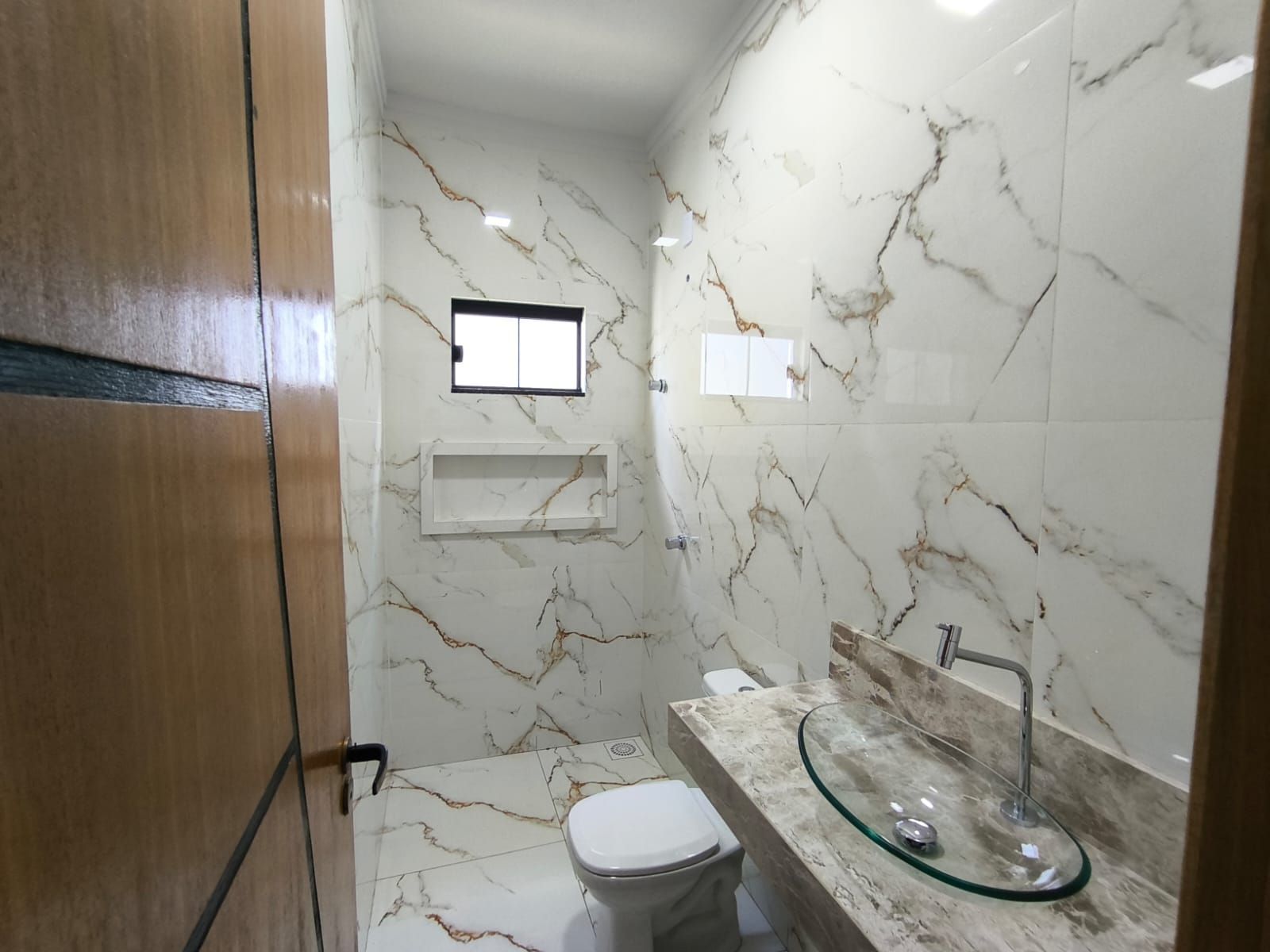 Casa à venda com 3 quartos, 100m² - Foto 14