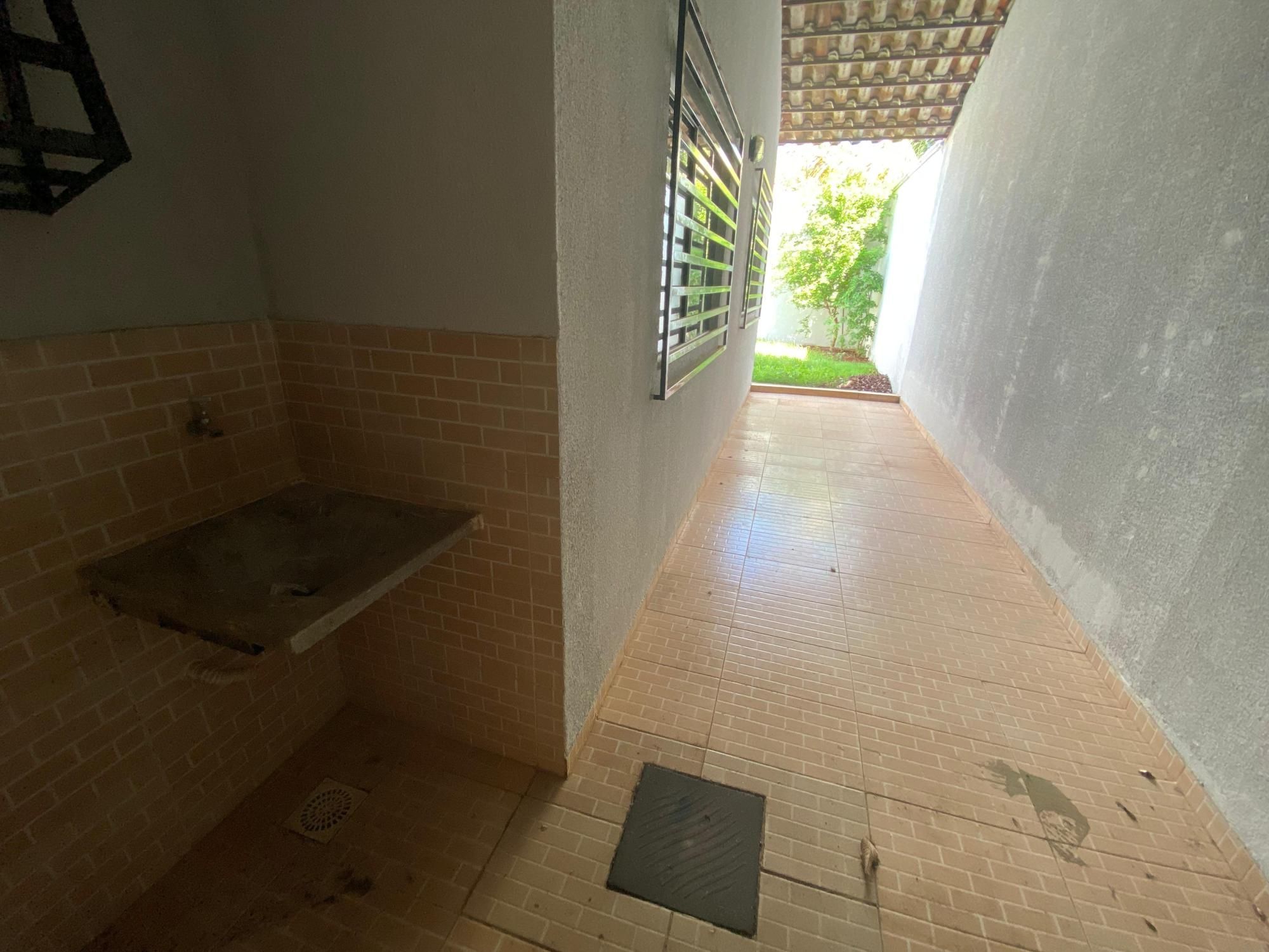 Casa para alugar com 2 quartos, 100m² - Foto 7