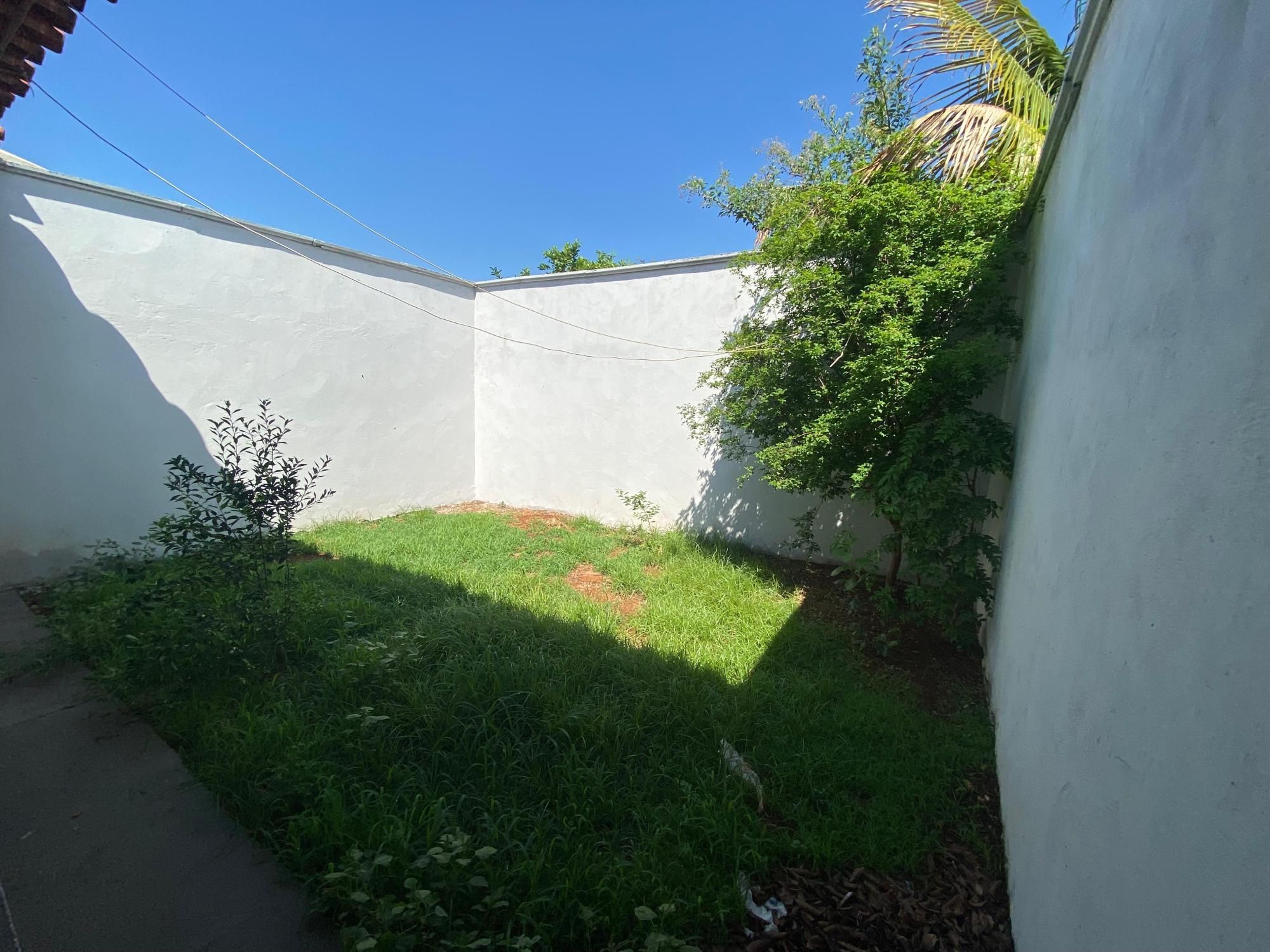 Casa para alugar com 2 quartos, 100m² - Foto 8
