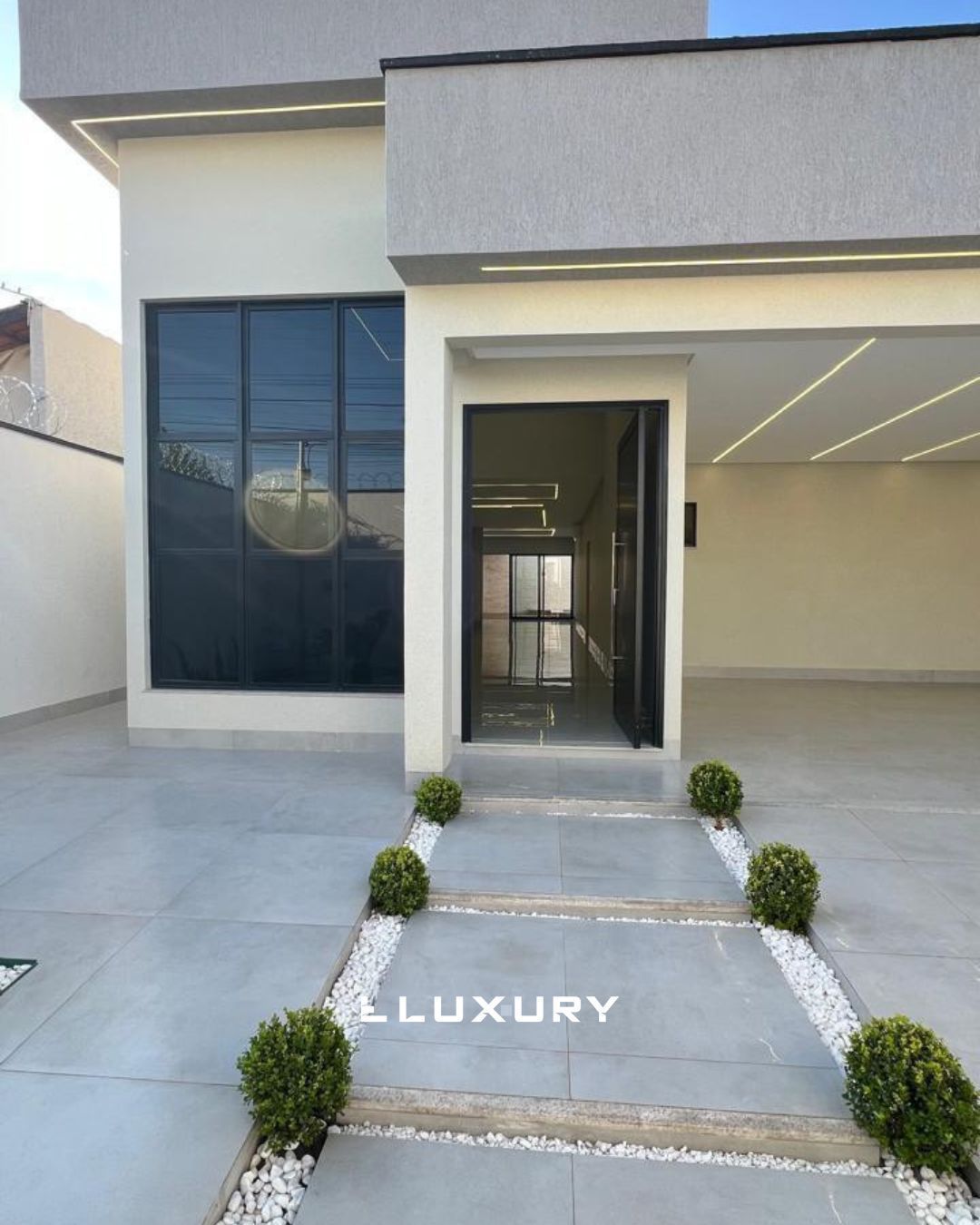 Casa, 3 quartos, 228 m² - Foto 1