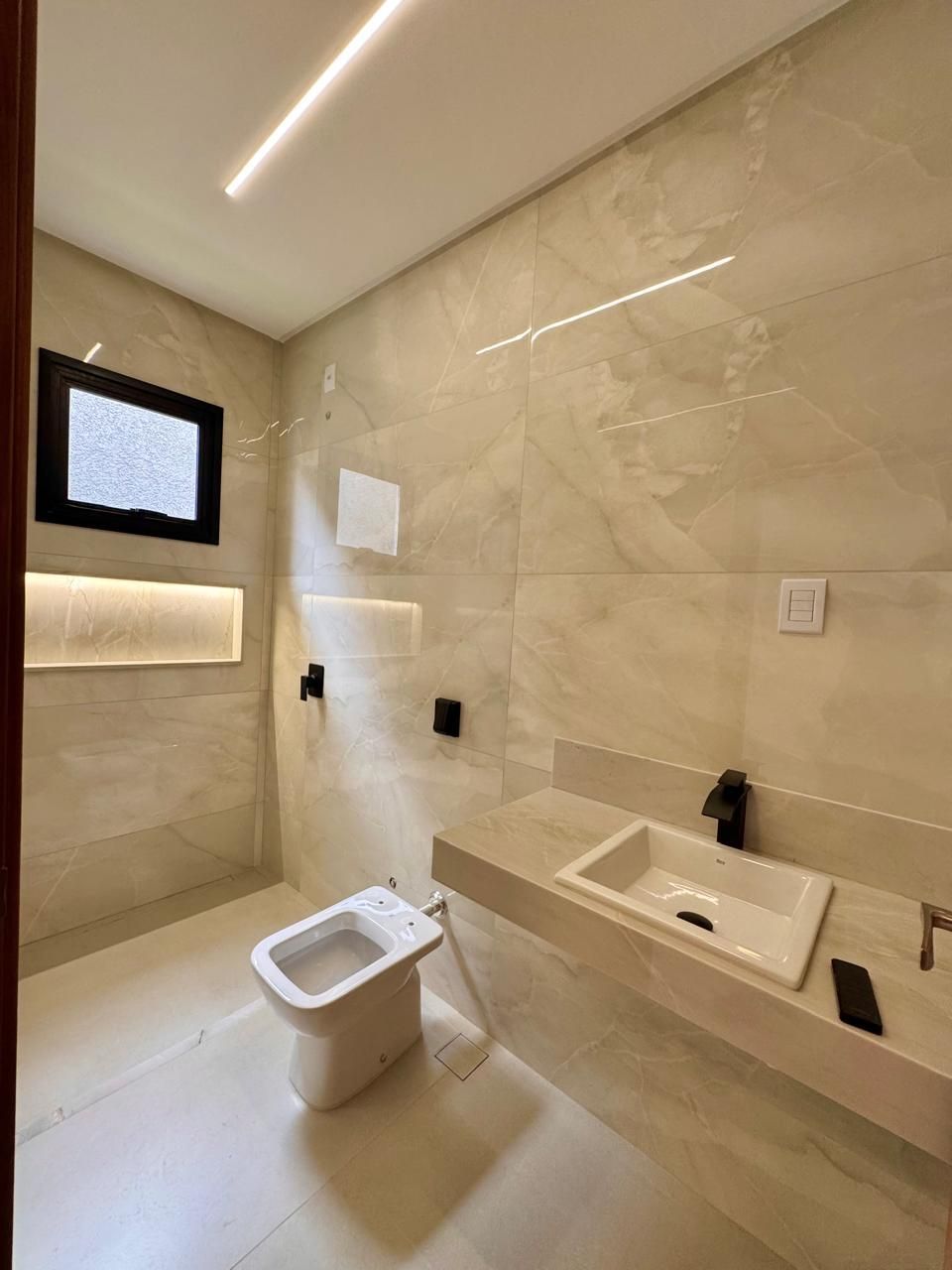 Casa de Condomínio à venda com 3 quartos, 197m² - Foto 15