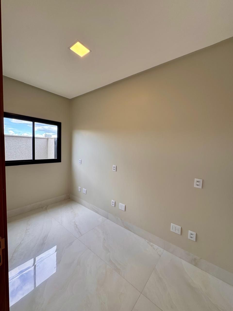 Casa de Condomínio à venda com 3 quartos, 197m² - Foto 12