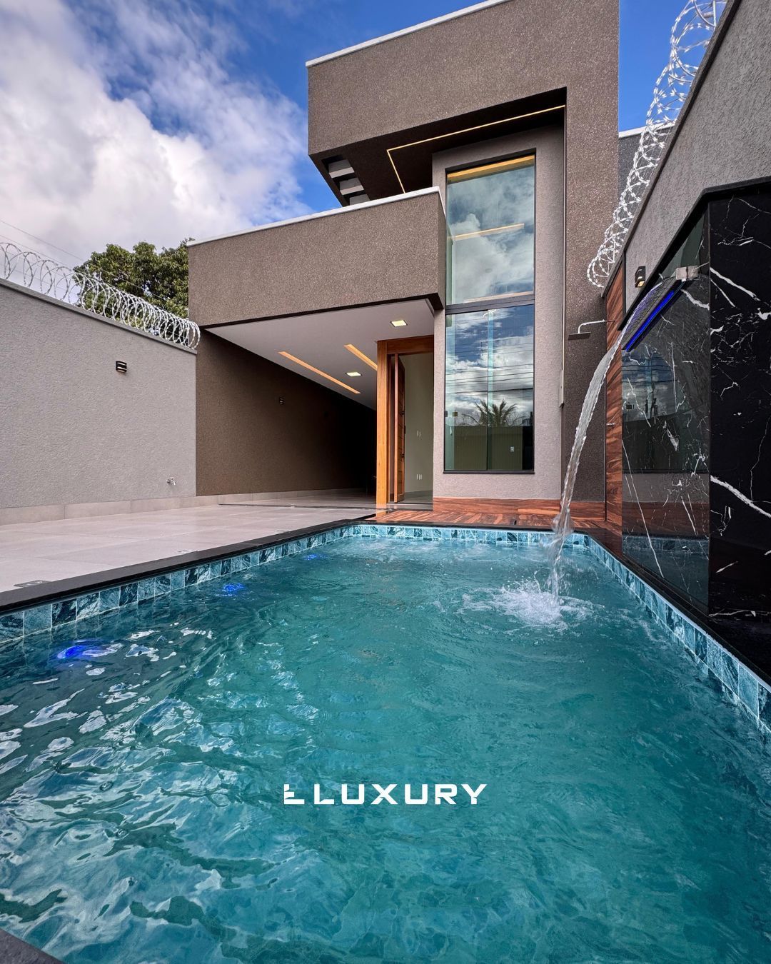 Casa, 3 quartos, 113 m² - Foto 1