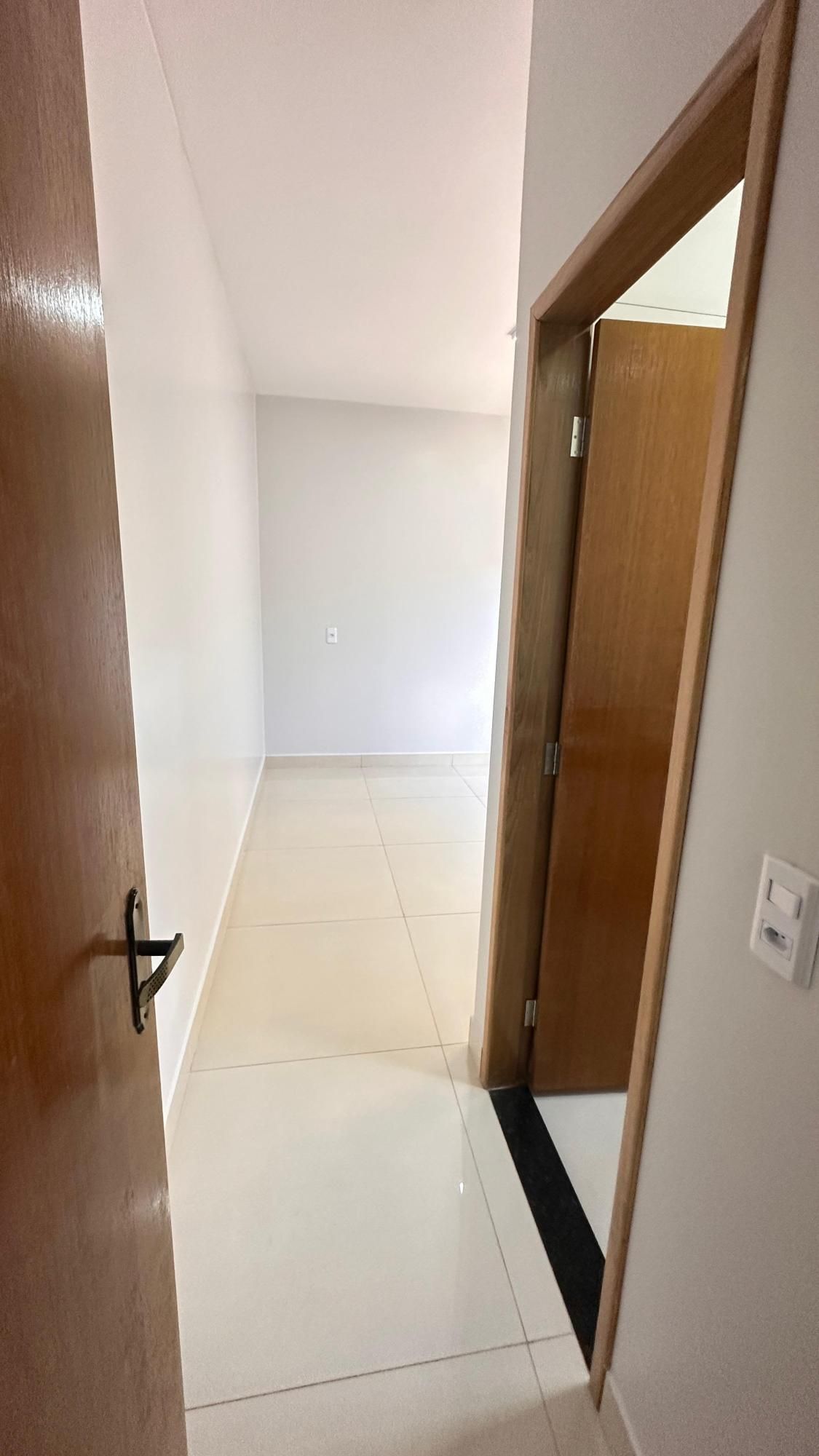 Casa à venda com 2 quartos, 90m² - Foto 8