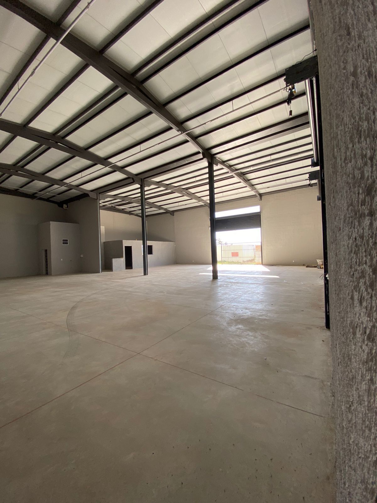Depósito-Galpão-Armazém para alugar com 3 quartos, 400m² - Foto 9