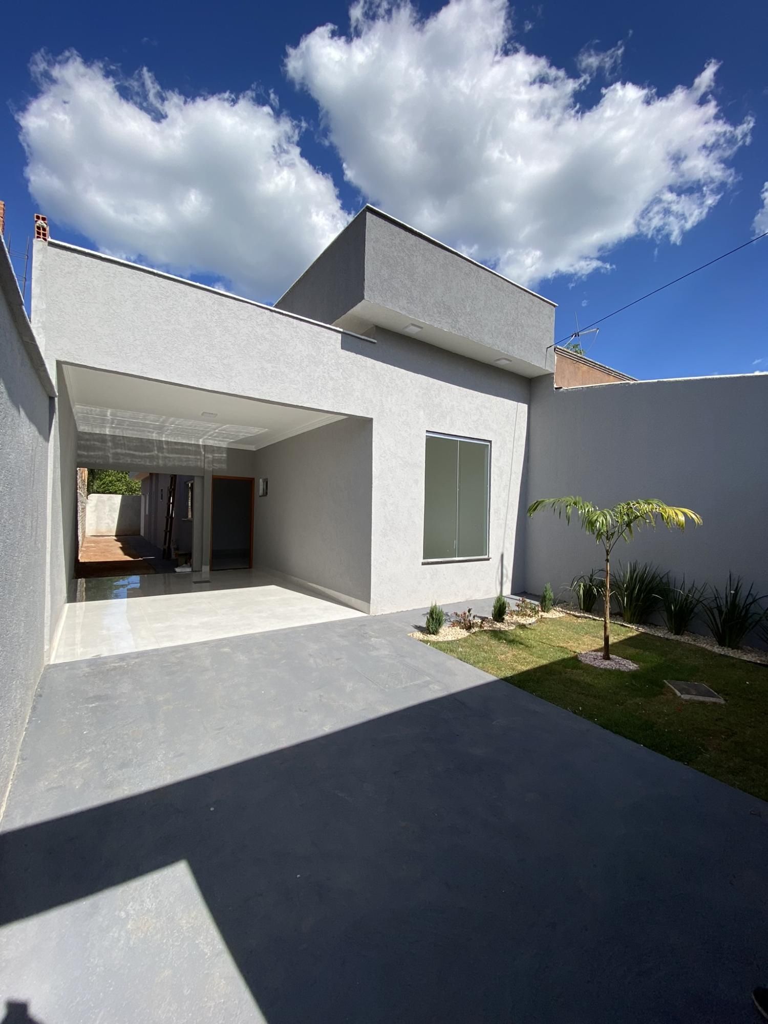 Casa à venda com 3 quartos, 125m² - Foto 1