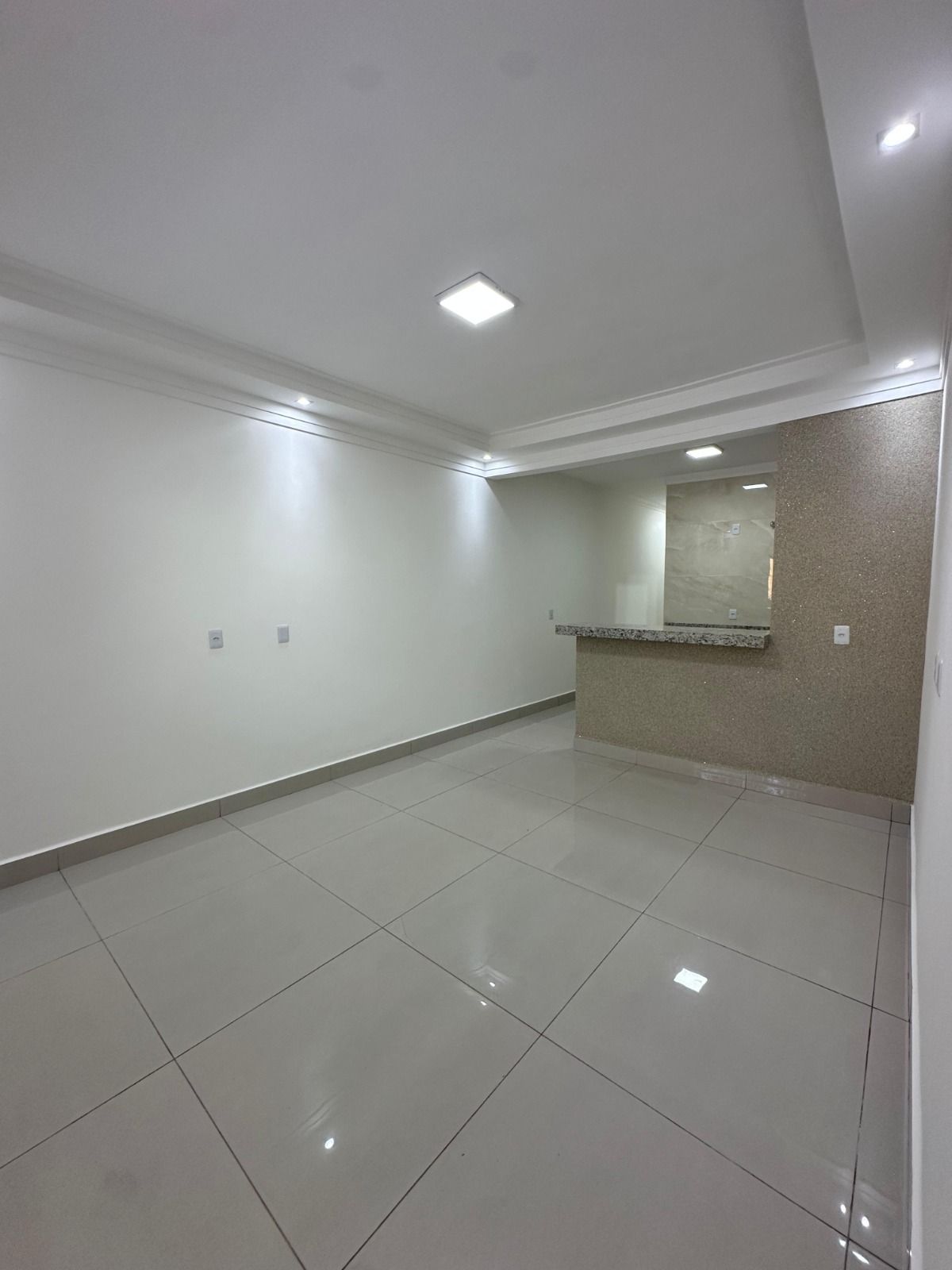 Casa à venda com 3 quartos, 110m² - Foto 4