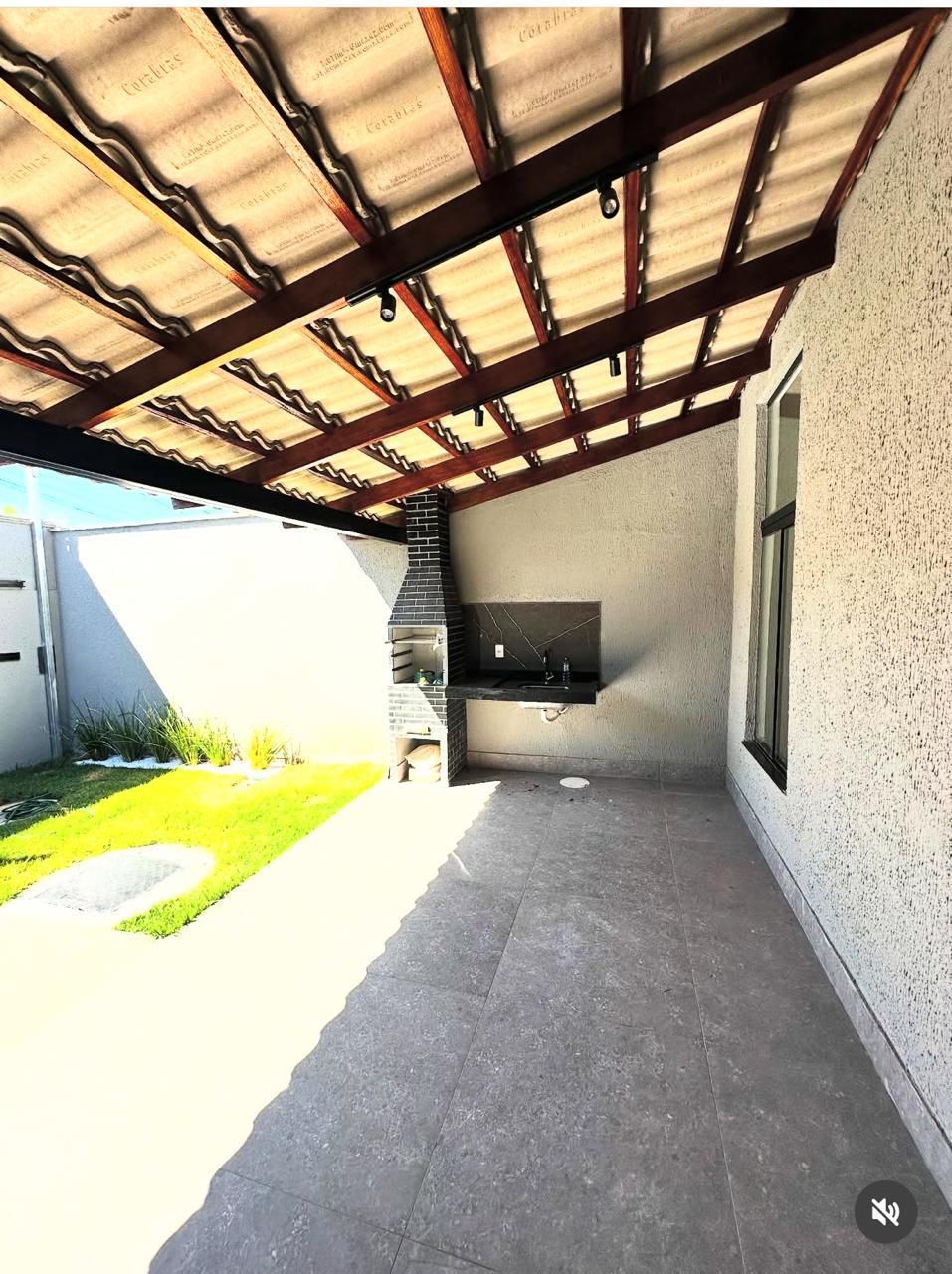 Casa à venda com 2 quartos, 85m² - Foto 2