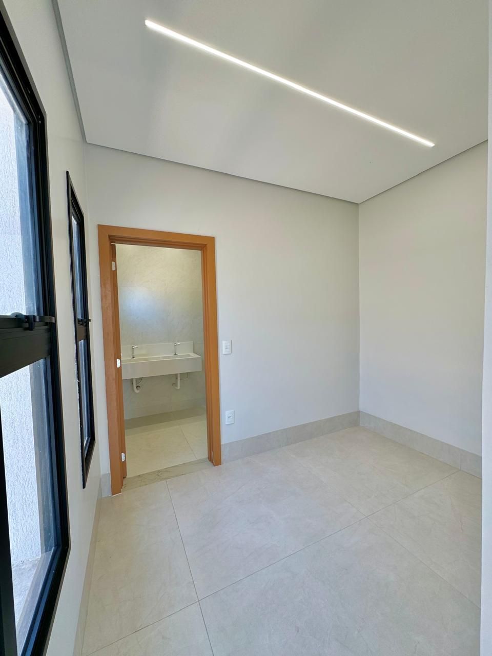 Casa de Condomínio à venda com 4 quartos, 225m² - Foto 20