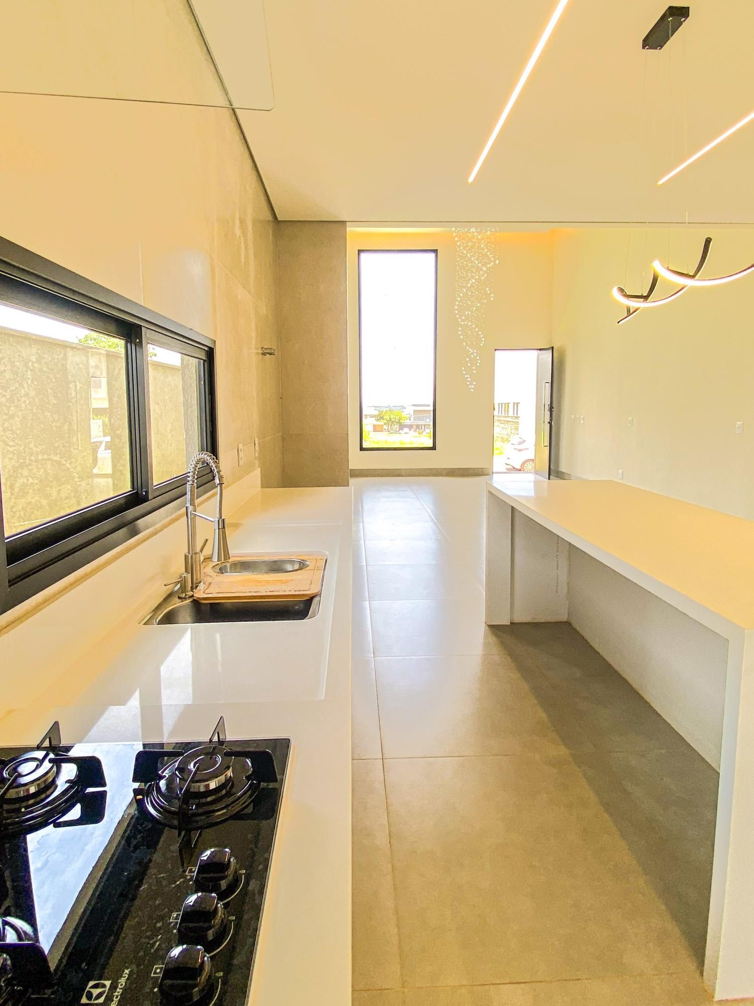 Casa de Condomínio à venda com 3 quartos, 180m² - Foto 9