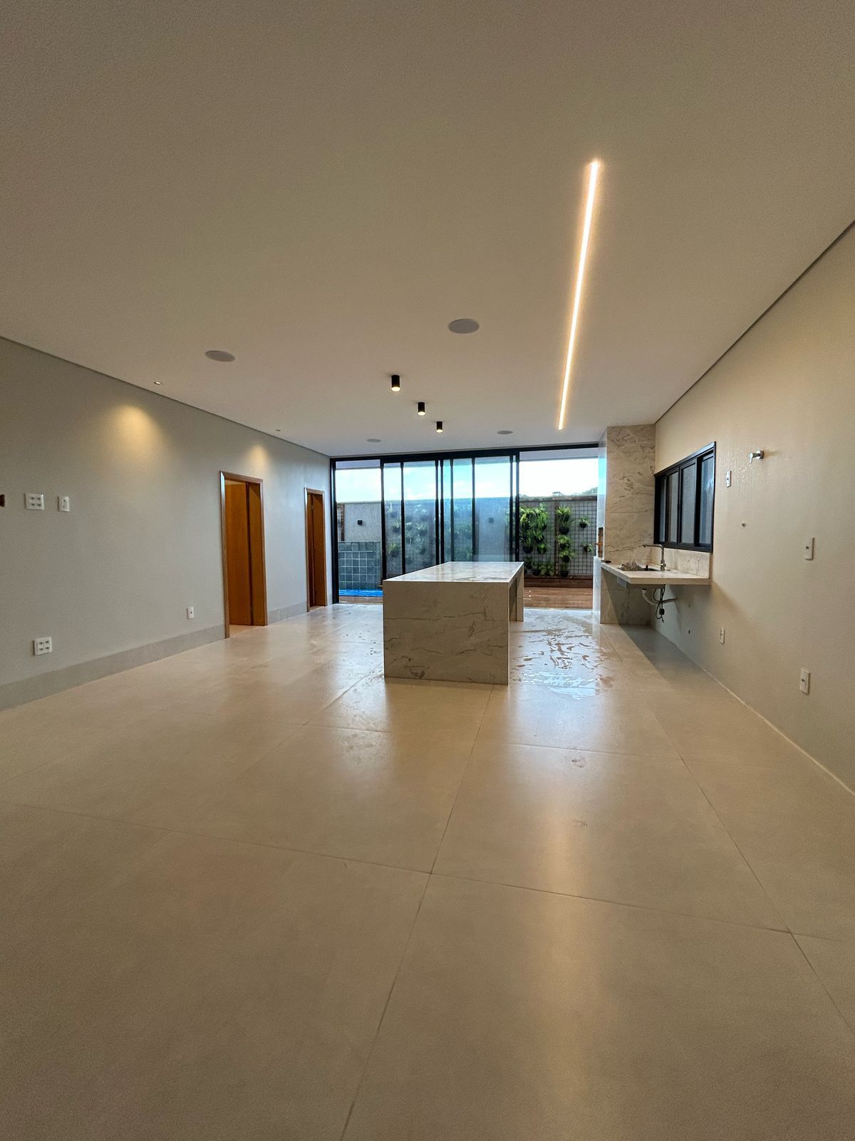 Casa de Condomínio à venda com 4 quartos, 296m² - Foto 7