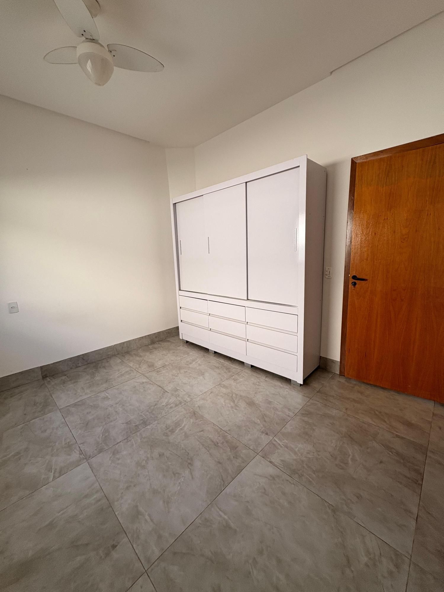 Casa de Condomínio para alugar com 3 quartos, 164m² - Foto 17