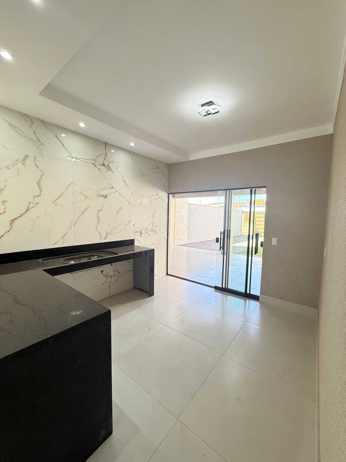 Casa à venda com 4 quartos, 136m² - Foto 5