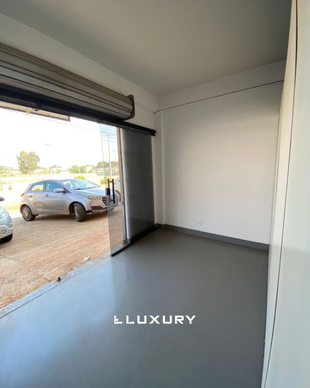 Conjunto Comercial-Sala para alugar com 1 quarto, 55m² - Foto 2