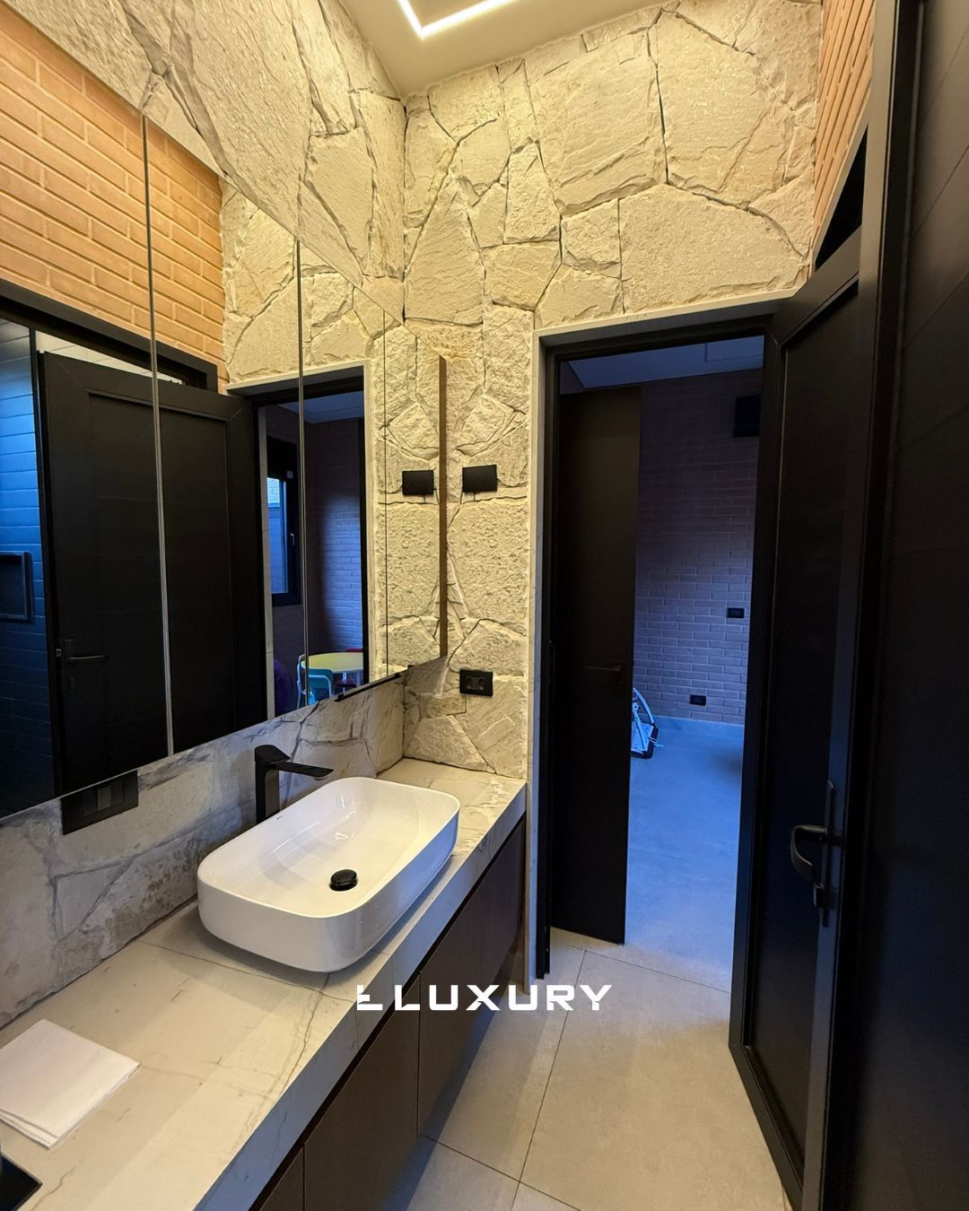 Casa de Condomínio à venda com 4 quartos, 365m² - Foto 26