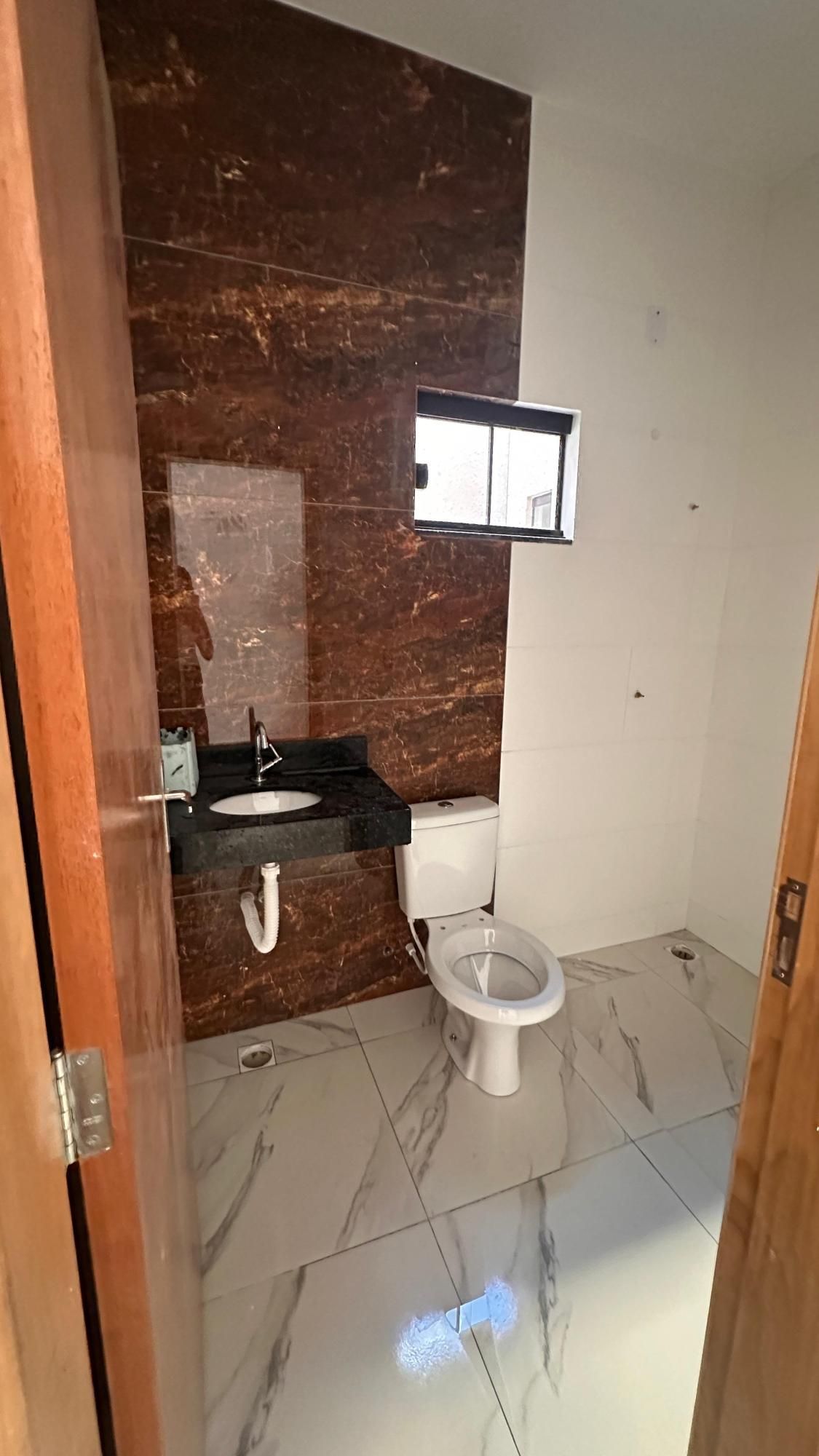 Casa à venda com 2 quartos, 100m² - Foto 11