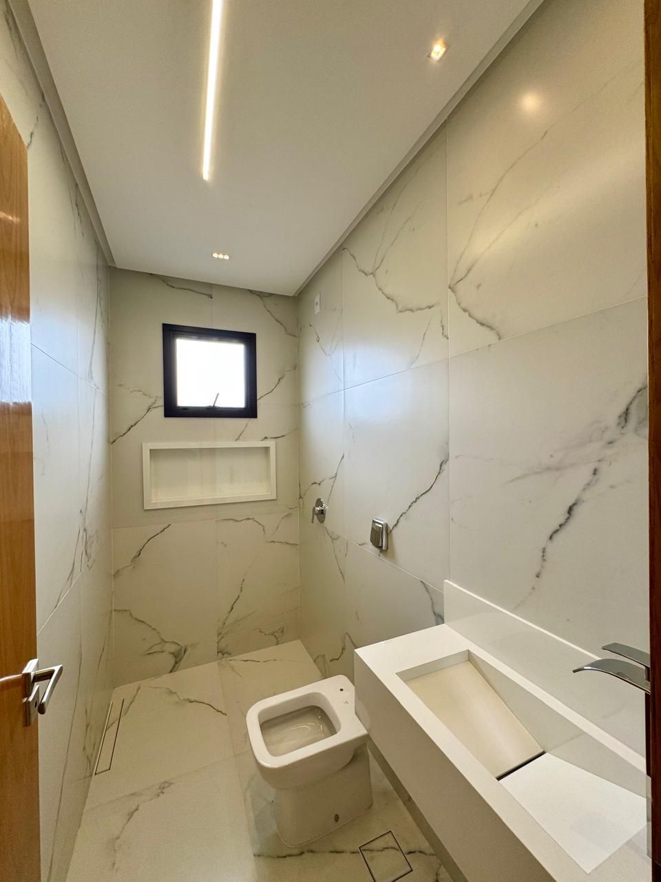 Casa de Condomínio à venda com 5 quartos, 300m² - Foto 15