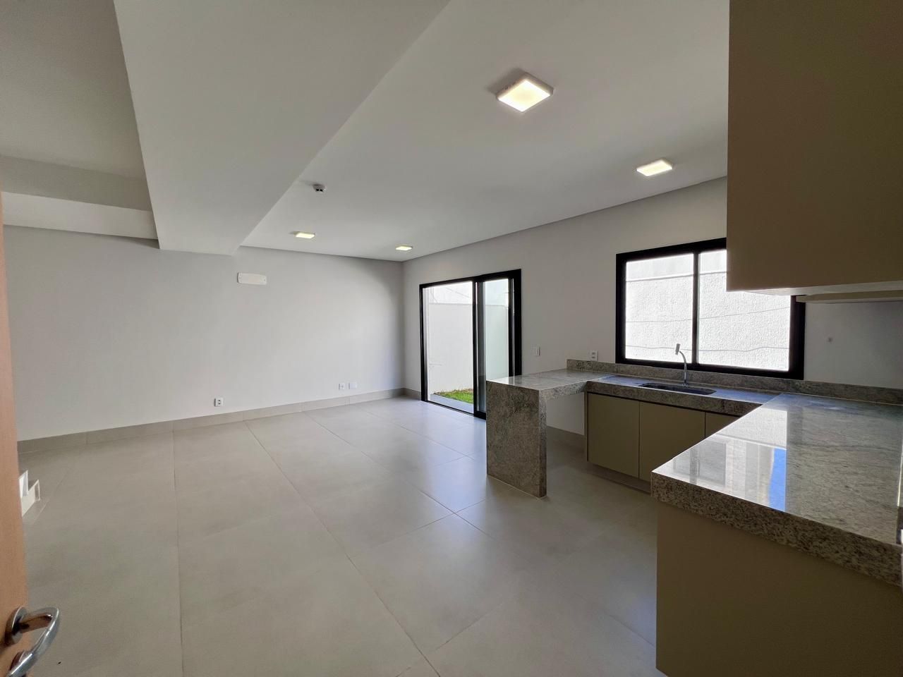 Sobrado à venda com 3 quartos, 173m² - Foto 4