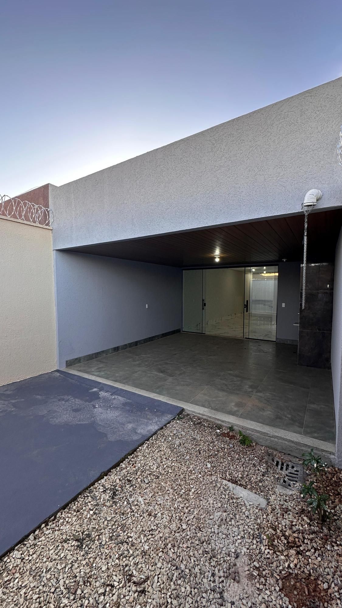 Casa à venda com 3 quartos, 117m² - Foto 3