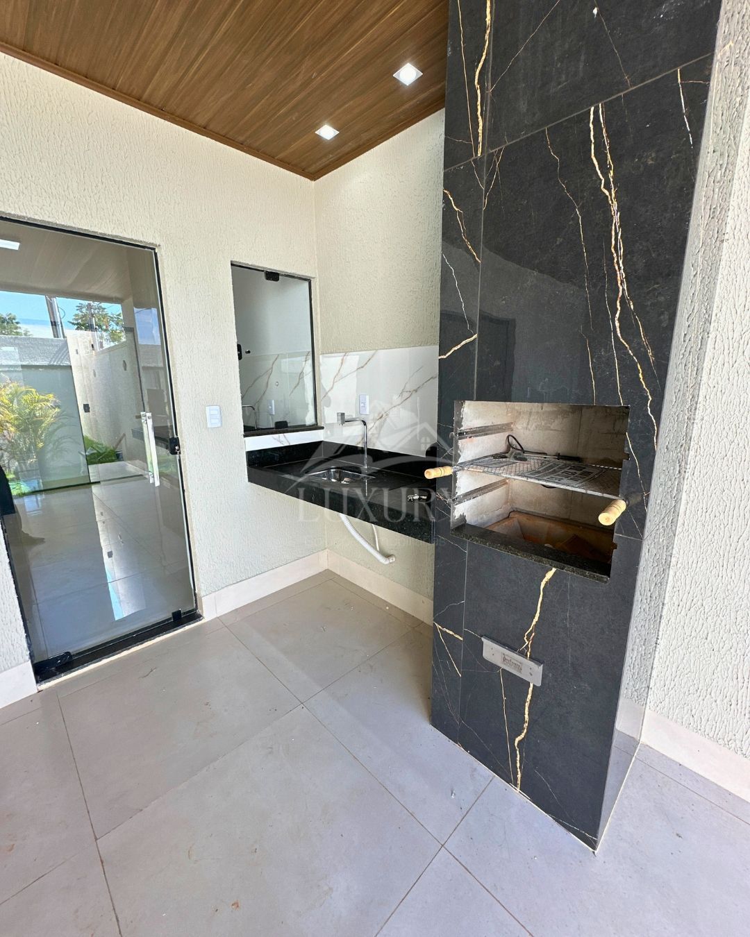 Casa à venda com 3 quartos, 110m² - Foto 5