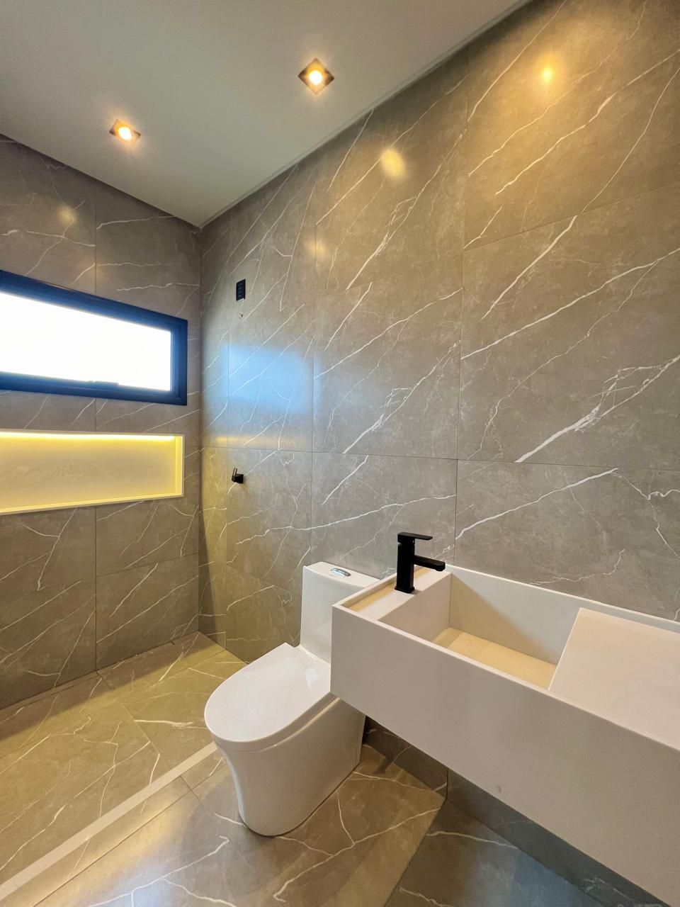 Casa de Condomínio à venda com 4 quartos, 361m² - Foto 15
