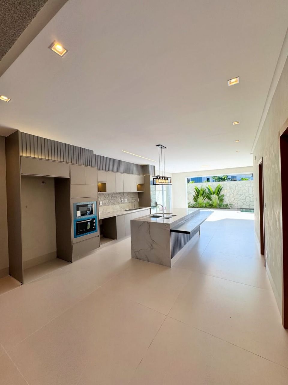 Casa de Condomínio à venda com 4 quartos, 270m² - Foto 5