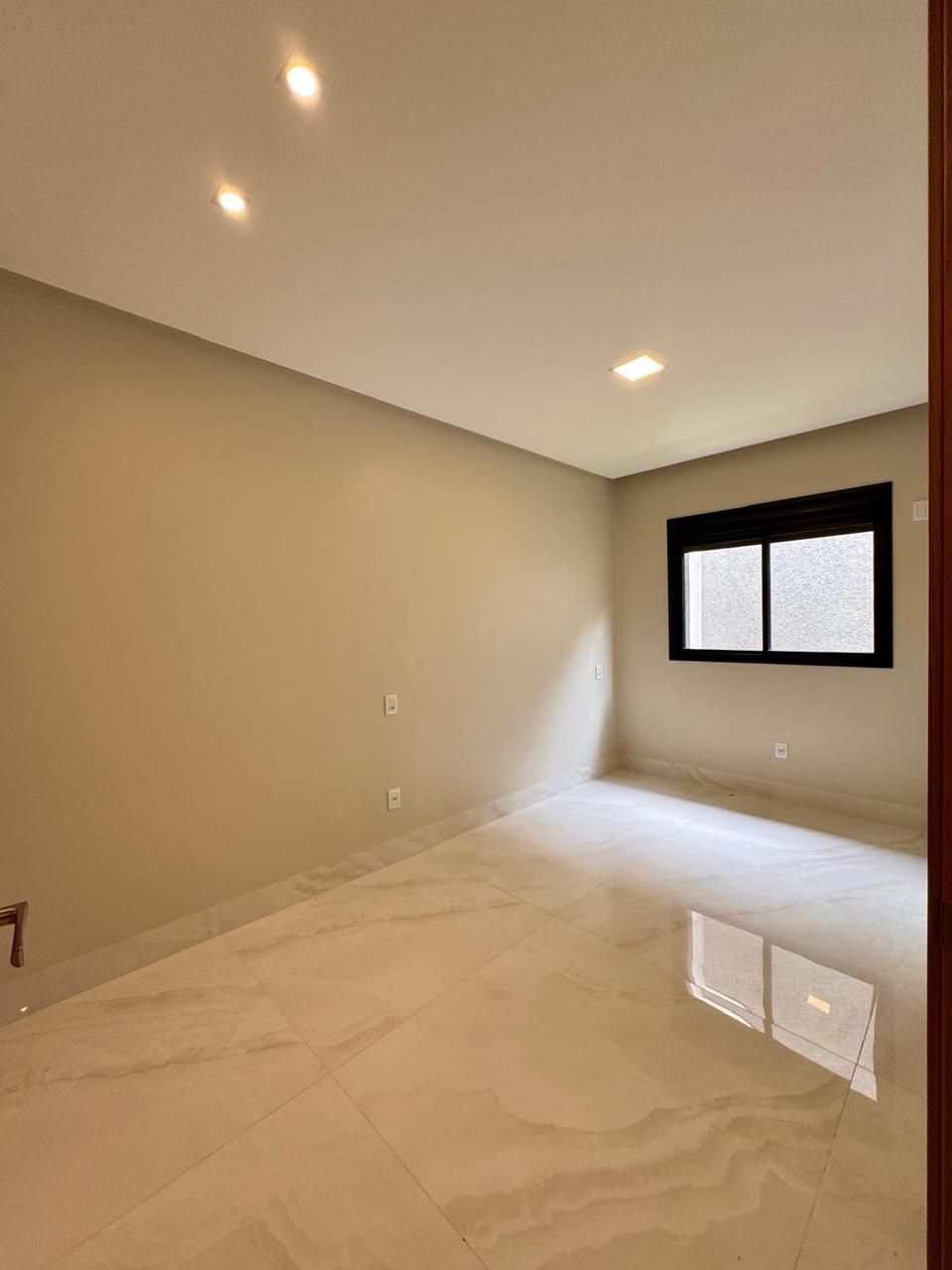 Casa de Condomínio à venda com 3 quartos, 197m² - Foto 14