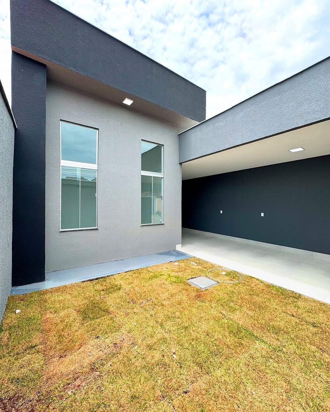 Casa à venda com 3 quartos, 160m² - Foto 2