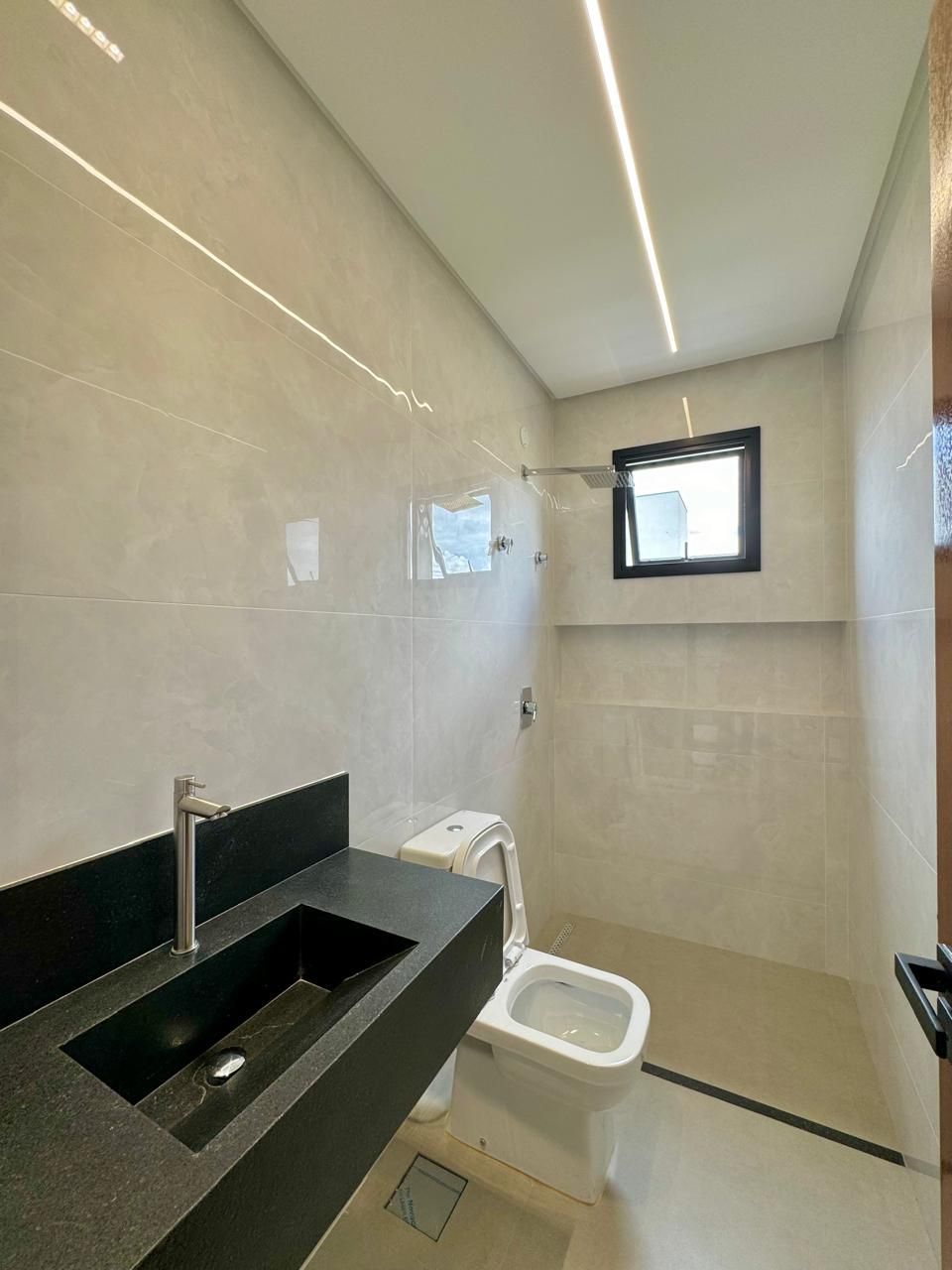 Casa de Condomínio à venda com 3 quartos, 225m² - Foto 16