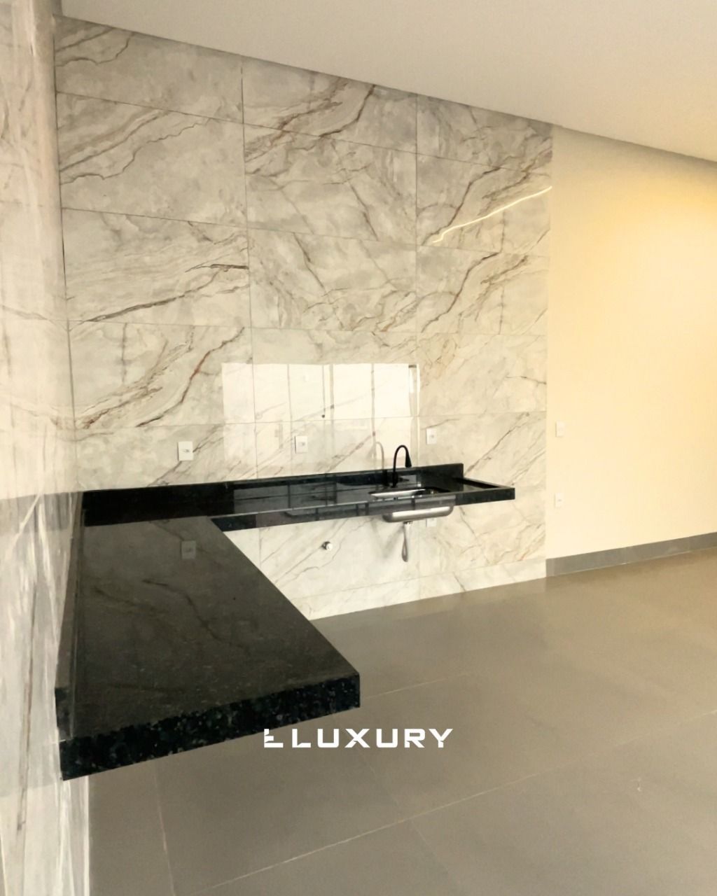 Casa à venda com 2 quartos, 156m² - Foto 3
