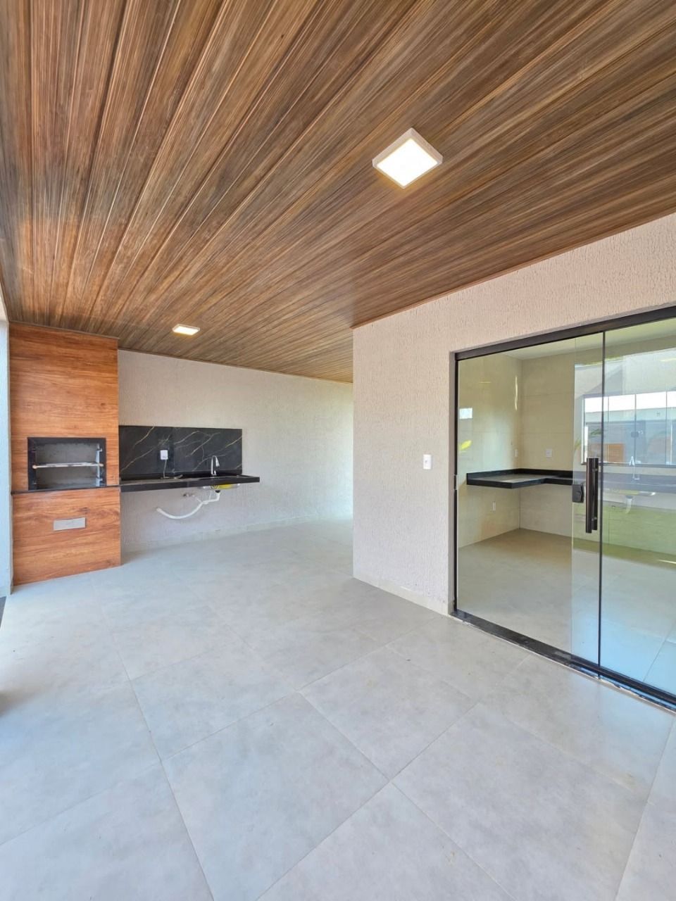 Casa à venda com 3 quartos, 101m² - Foto 8