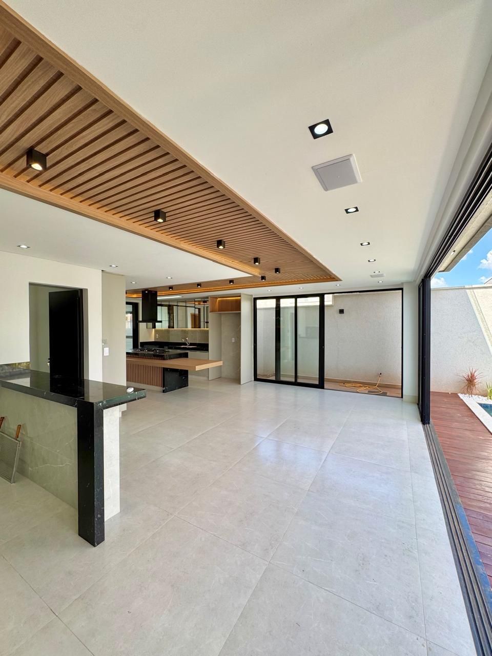 Casa de Condomínio à venda com 4 quartos, 240m² - Foto 20