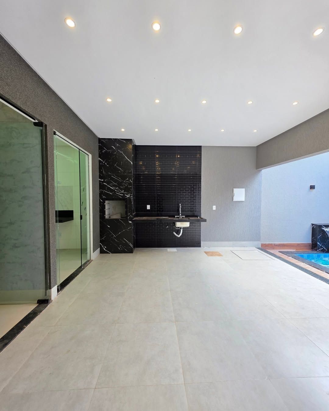 Casa à venda com 3 quartos, 140m² - Foto 3