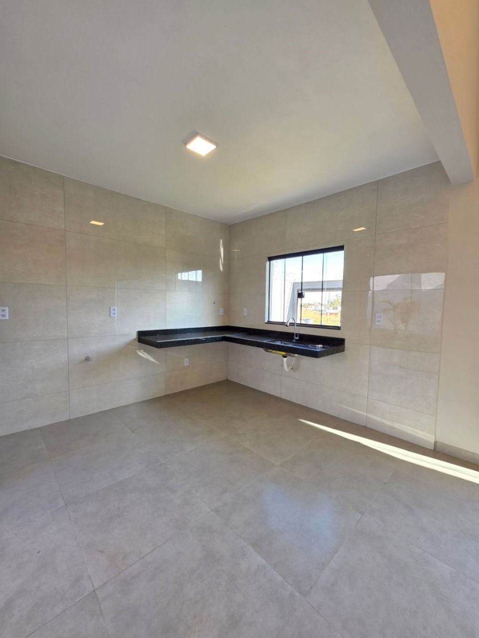 Casa à venda com 3 quartos, 101m² - Foto 6